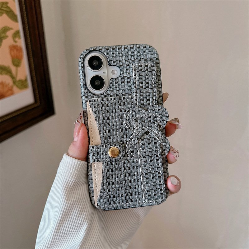 Woven Heart-Shaped Phone Cardholder for iPhone 14/15/16/17 - Image 2