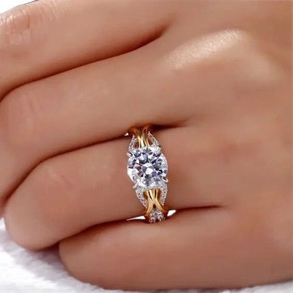 Fashionable Zircon Ring for Women | Light Luxury Niche Design Jewelry - Image 2