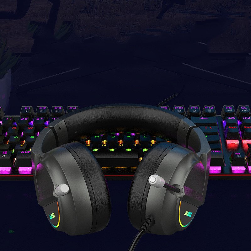 Wireless Over-Ear Gaming Headset: Heavy Bass Surround Sound Headphones - Image 5