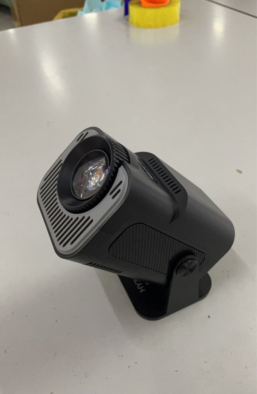Fashion Personality Projector - Portable Home & Outdoor Cinema - Image 3