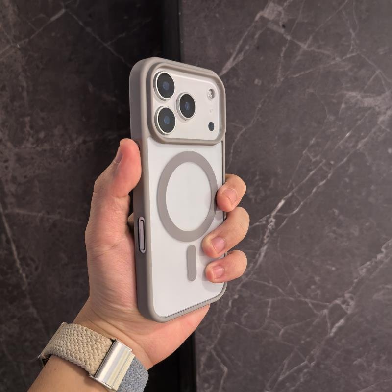 Non-yellow Transparent Magnetic Ultra-thin Drop-resistant Phone Case for iPhone 15 16 17 Pro Max - Image 2