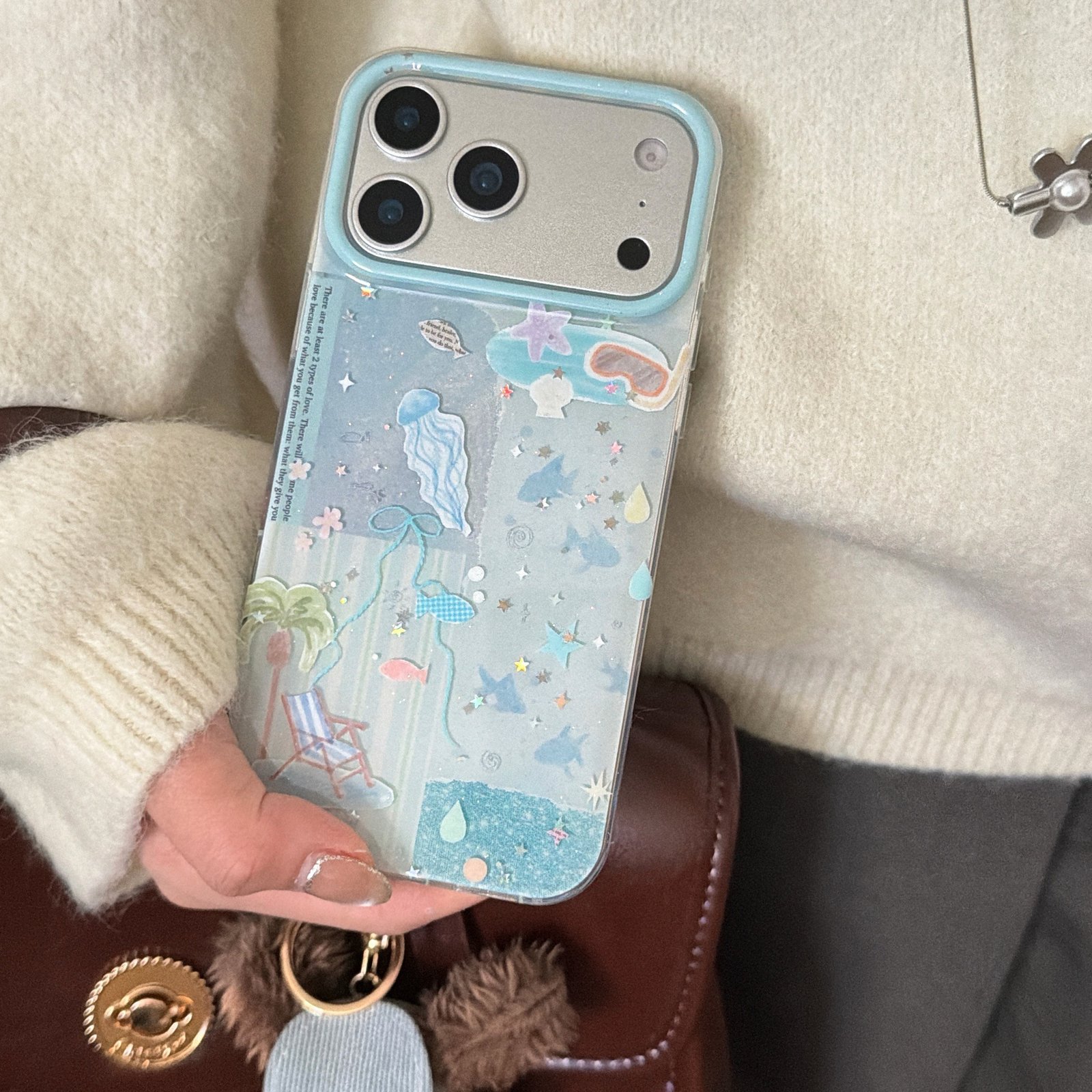 Blue Jellyfish Glitter Case – Sparkly Protective Cover for iPhone 13/14/15/16/17 - Image 3