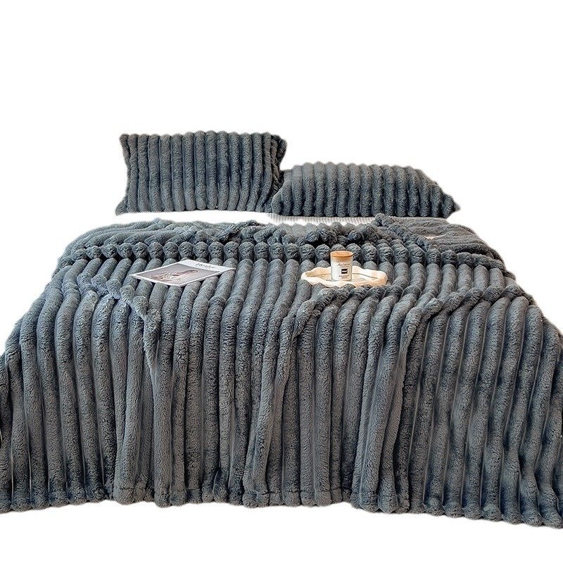 Solid Color Velvet Throw Blanket: Thickened Warm Nap Blanket for Sofa & Bed - Image 6